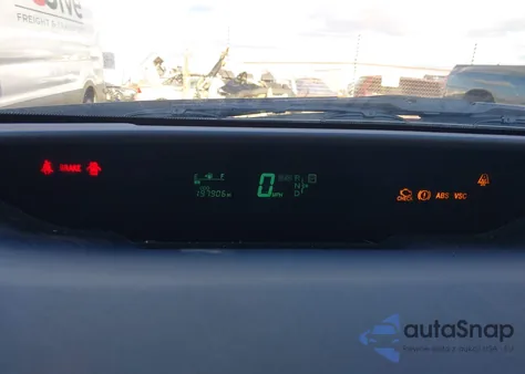 2005 Toyota Prius from USA, damaged, VIN JTDKB20U557048397